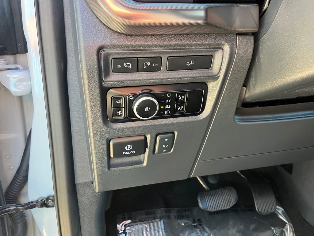 2024 Ford F-150 Lariat 4WD | Pano Roof | 360 Cam | BLIS | HUD | B&O Sound
