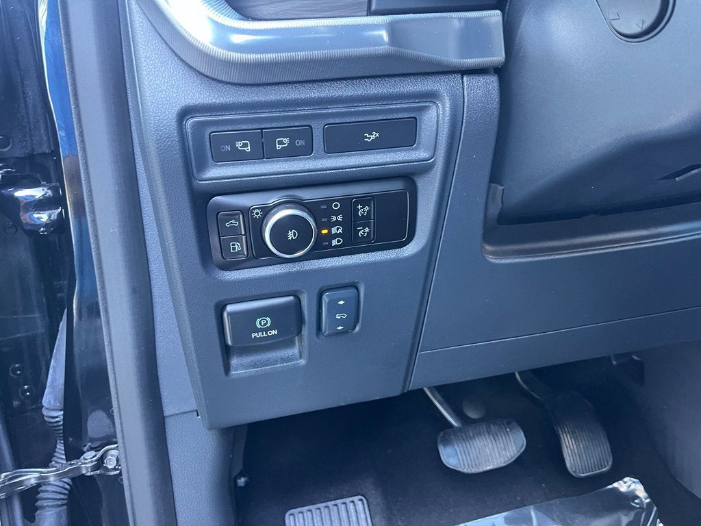 2024 Ford F-150 Lariat 4WD | Pano Roof | 360 Cam | LKAS | BLIS
