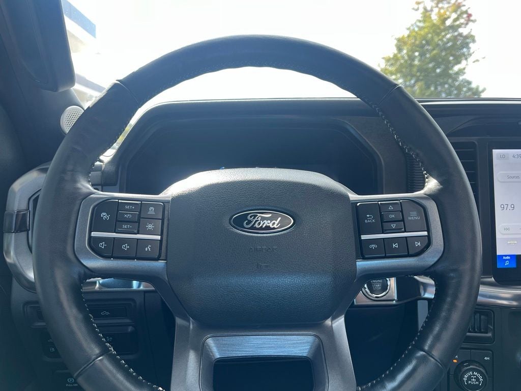 2024 Ford F-150 Lariat 4WD | Pano Roof | 360 Cam | Black Appear Pkg