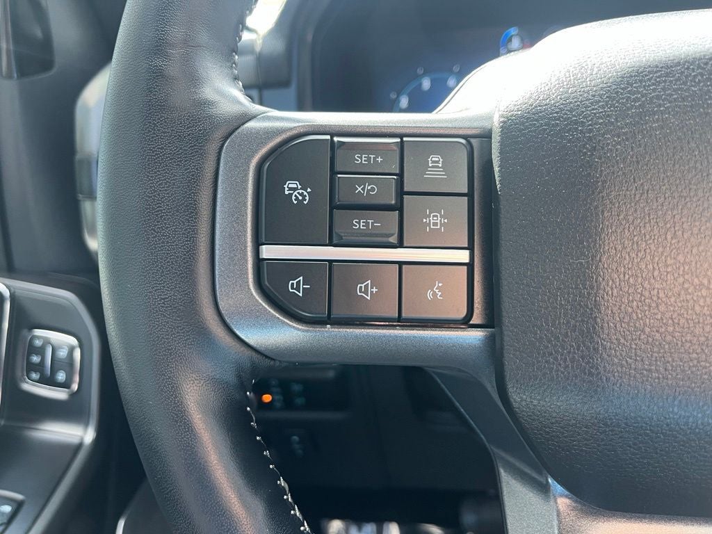 2024 Ford F-150 Lariat 4WD | Pano Roof | 360 Cam | Black Appear Pkg