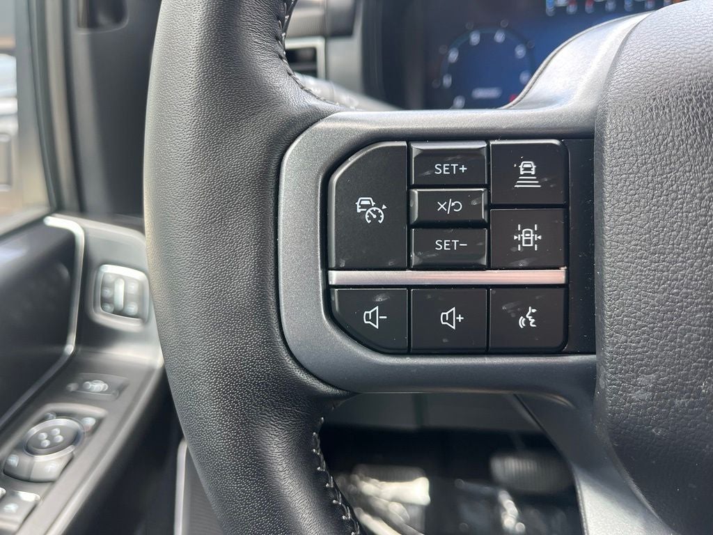 2024 Ford F-150 Lariat 4WD | Pano Roof | 360 Cam | Black Appear Pkg