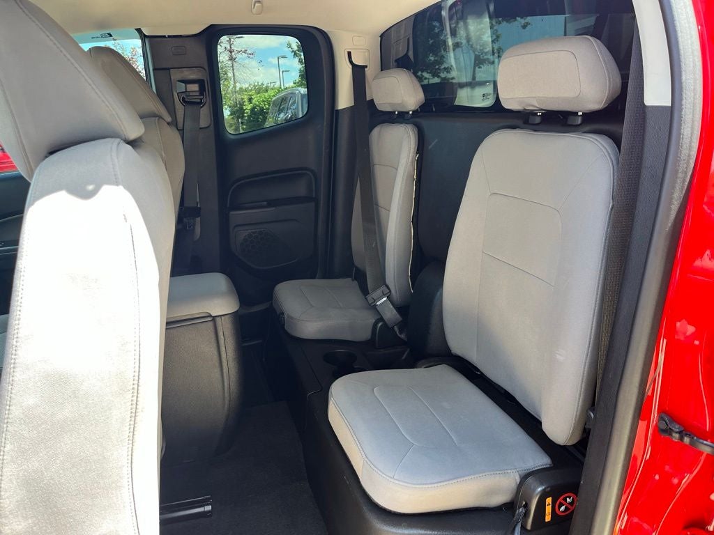 2017 Chevrolet Colorado WT 4WD | Custom Special Edition Pkg | Tow Pkg