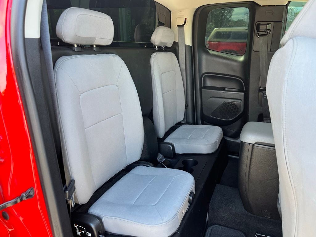 2017 Chevrolet Colorado WT 4WD | Custom Special Edition Pkg | Tow Pkg