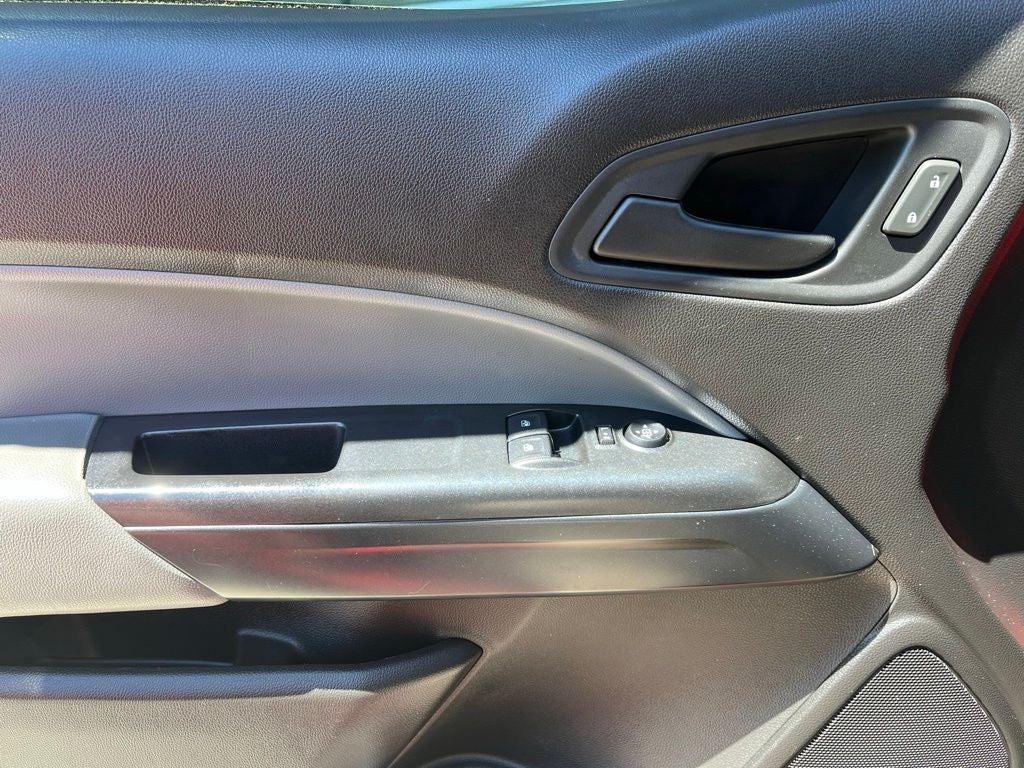 2017 Chevrolet Colorado WT 4WD | Custom Special Edition Pkg | Tow Pkg