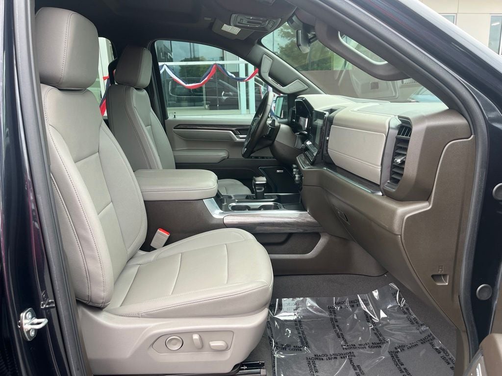 2024 Chevrolet Silverado 1500 LTZ 4WD | Convenience Pkg | Z71 Off-Road Pkg