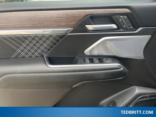 2025 GMC Acadia Denali AWD | Pano Roof | 360 Cam | Reserve Pkg