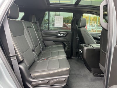 2023 GMC Yukon SLT 4WD | Dual Moonroof | 22" Gloss Black Wheels