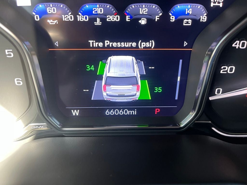 2021 GMC Yukon XL Denali 4WD | Premium Pkg | Pano Roof | BLIS