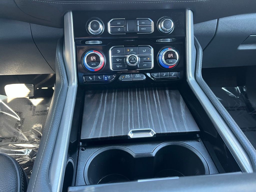 2021 GMC Yukon XL Denali 4WD | Premium Pkg | Pano Roof | BLIS