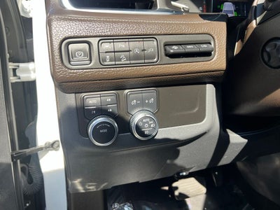 2021 GMC Yukon XL Denali 4WD | Premium Pkg | Pano Roof | BLIS