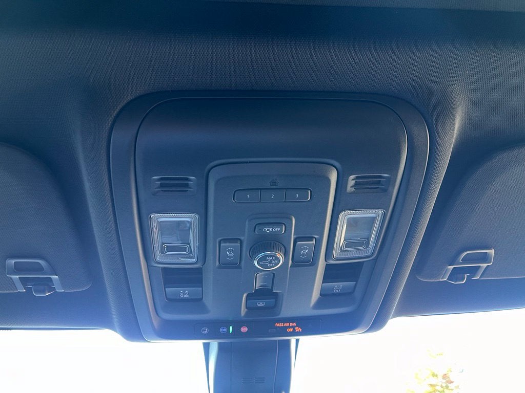 2021 Chevrolet Suburban Premier 4WD | Pano Roof | 360 Cam | Premium Pkg