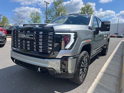 2025 GMC Sierra 2500HD Denali Ultimate 4WD | Gooseneck/5th Wheel Package