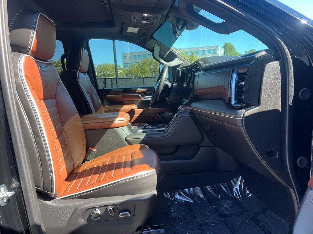 2026 GMC Sierra 3500HD Denali Ultimate DRW 4WD | Pano Roof | 5th Wheel Pkg