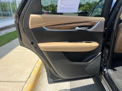 2021 Cadillac XT5 Premium Luxury | Platinum Pkg | Enhanced Visibility & Tech Pkg