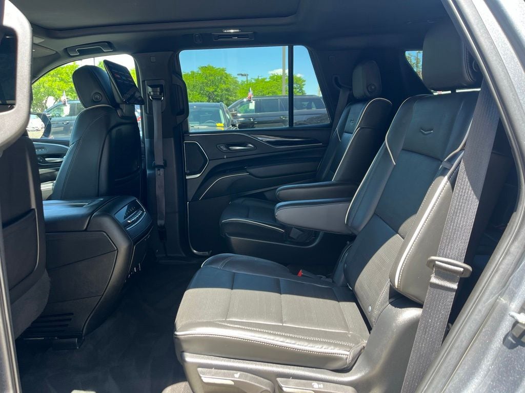 2022 Cadillac Escalade Sport 4WD | Touring Pkg | Rear Media Pkg | Supercruise