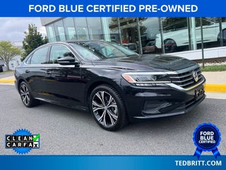 2022 Volkswagen Passat 2.0T SE | Moonroof | BLIS | CarPlay/Android Auto