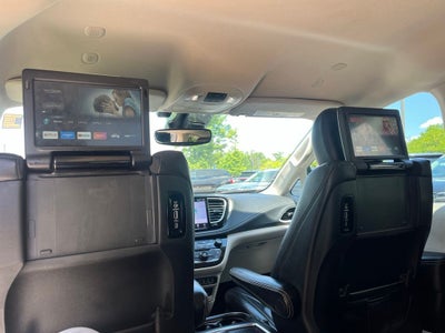 2022 Chrysler Pacifica Hybrid Touring L | 360 Cam | Adaptive Cruise | BLIS |