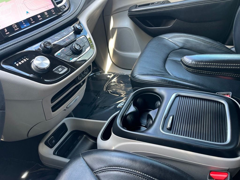 2022 Chrysler Pacifica Hybrid Touring L | 360 Cam | Adaptive Cruise | BLIS |
