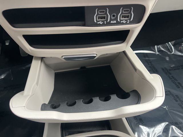 2023 Chrysler Pacifica Hybrid Touring L | Safety Pack | Adaptive Cruise | Remote Start |