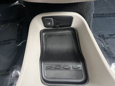 2023 Chrysler Pacifica Hybrid Touring L | Safety Pack | Adaptive Cruise | Remote Start |