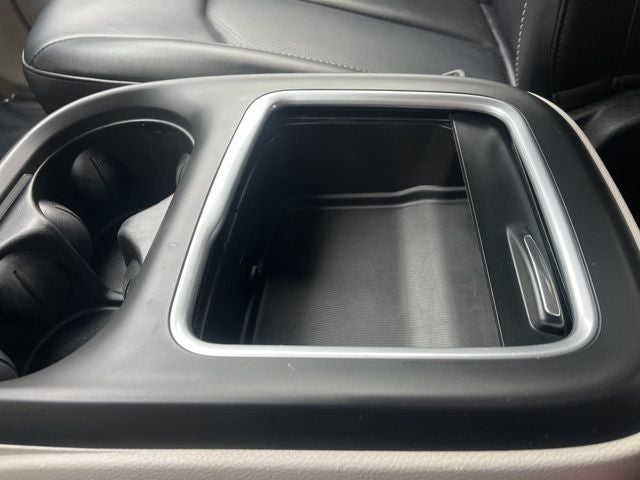 2023 Chrysler Pacifica Hybrid Touring L | Safety Pack | Adaptive Cruise | Remote Start |