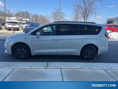 2021 Chrysler Pacifica Hybrid Touring L | 360 Camera | BLIS | | S Appear Pkg