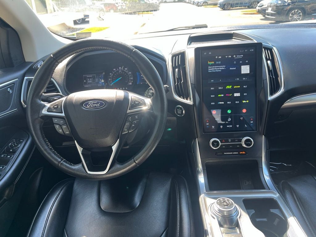 2022 Ford Edge Titanium AWD | Pano Roof | BLIS | Trailer Tow Pkg
