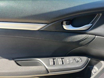 2016 Honda Civic EX | Moonroof | Apple CarPlay/Android Auto