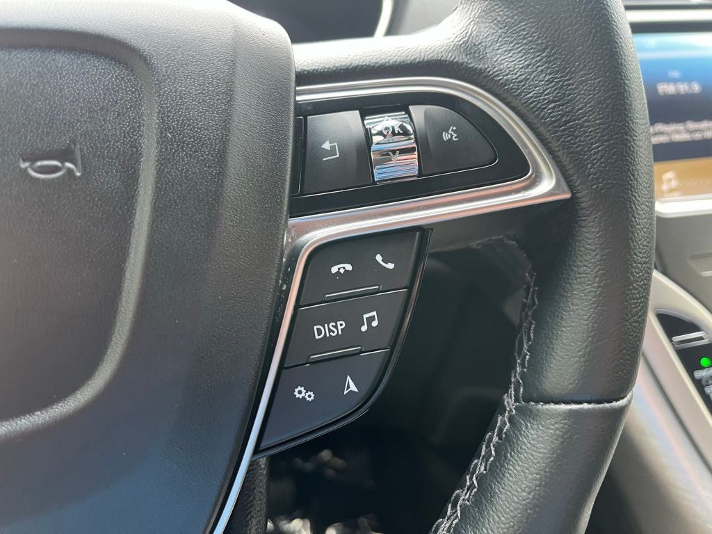 2019 Lincoln Nautilus Standard | Heated Front Seats | BLIS | Hands-Free Liftgate
