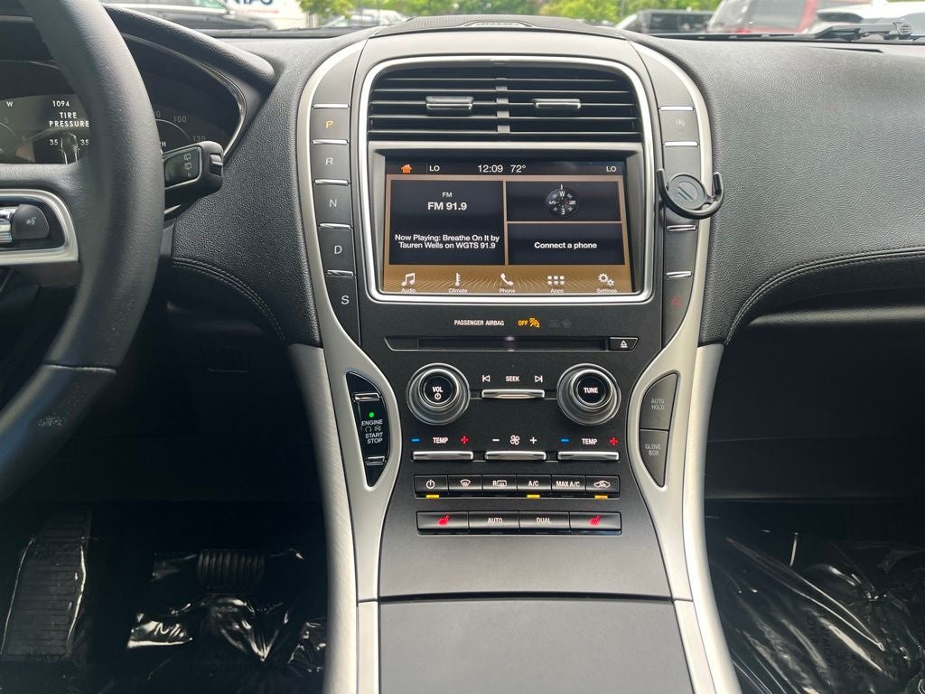 2019 Lincoln Nautilus Standard | Heated Front Seats | BLIS | Hands-Free Liftgate