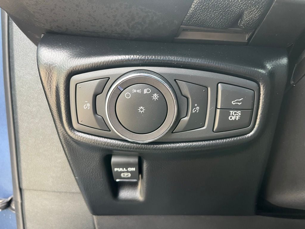 2019 Lincoln Nautilus Standard | Heated Front Seats | BLIS | Hands-Free Liftgate