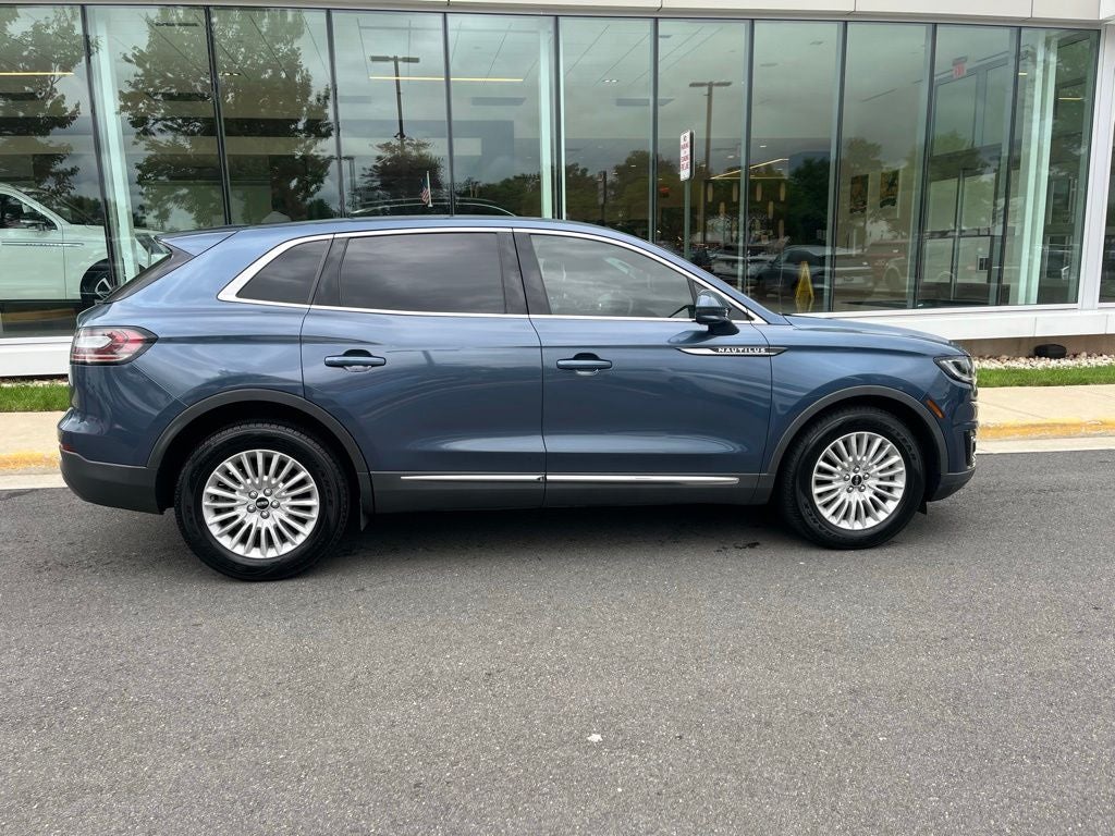 2019 Lincoln Nautilus Standard | Heated Front Seats | BLIS | Hands-Free Liftgate