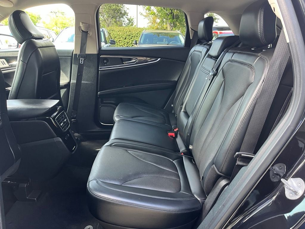 2023 Lincoln Nautilus Reserve AWD | Pano Roof | BLIS | Luxury Package