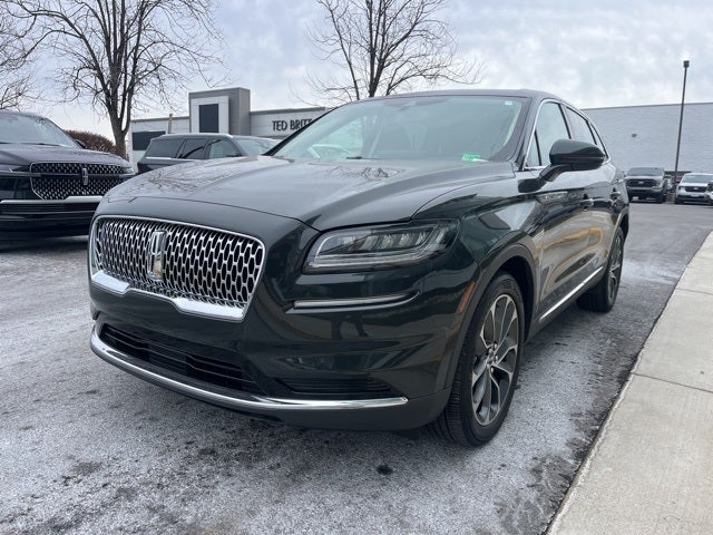 2022 Lincoln Nautilus Reserve AWD | Nav | Pano Roof | BLIS | Heated Seats