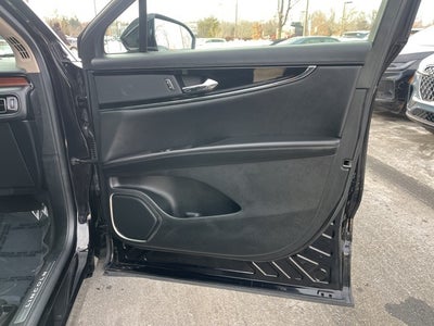 2023 Lincoln Nautilus Reserve AWD | Pano Moonroof | BLIS | HTD/Ventilated Seats