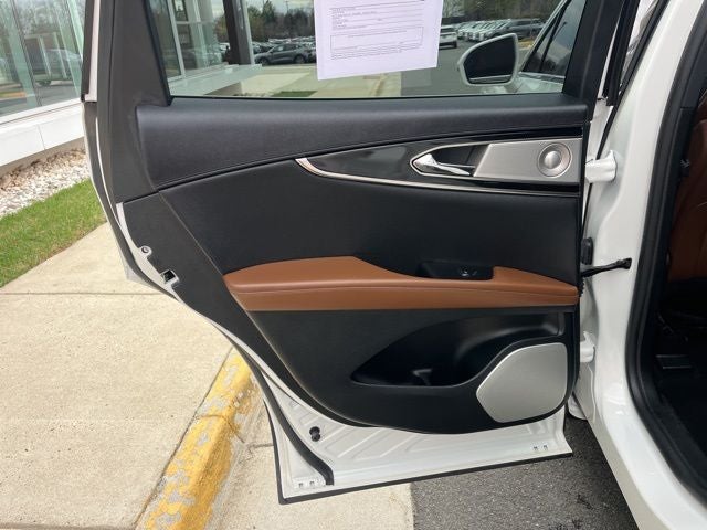 2023 Lincoln Nautilus Reserve II AWD | Ultimate Pkg | Pano Roof | BLIS | 360 Cam