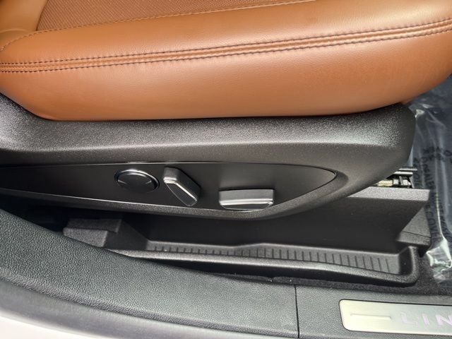 2023 Lincoln Nautilus Reserve II AWD | Ultimate Pkg | Pano Roof | BLIS | 360 Cam