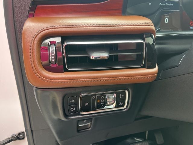 2023 Lincoln Nautilus Reserve II AWD | Ultimate Pkg | Pano Roof | BLIS | 360 Cam