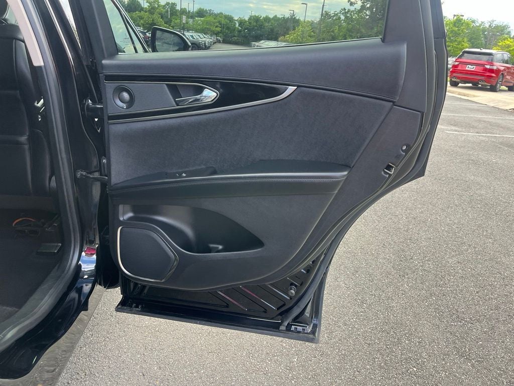 2023 Lincoln Nautilus Reserve AWD | Pano Roof | 360 Cam | BLIS