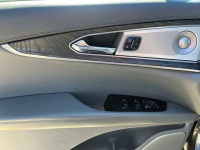 2019 Lincoln Nautilus Reserve AWD | Pano Roof | 360 Cam | BLIS | Ultimate Pkg