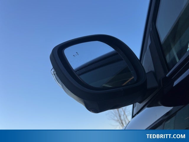 2025 Ford Mustang Mach-E Premium AWD | Glass Roof | 360 Cam | Heated Seats