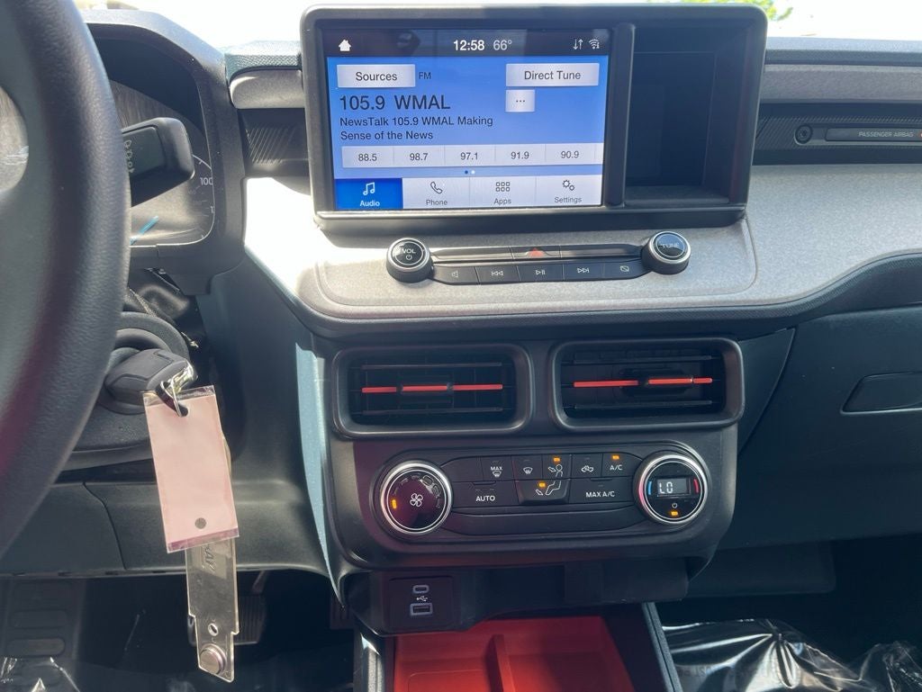 2022 Ford Maverick XLT Hybrid | CarPlay & Android Auto | Remote Start