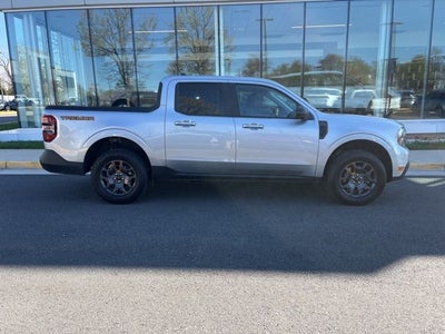 2024 Ford Maverick Lariat Tremor AWD | Moornroof | Tremor Off-Roead Pkg