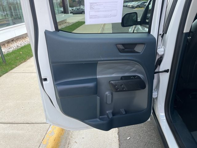 2024 Ford Maverick Lariat AWD | Moonroof | 4K Tow Pkg | Black Appearance Pkg