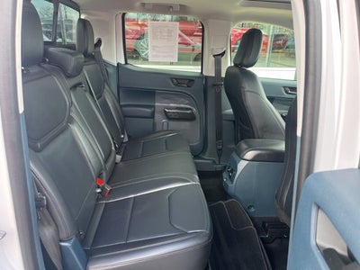 2024 Ford Maverick Lariat AWD | Moonroof | 4K Tow Pkg | Black Appearance Pkg