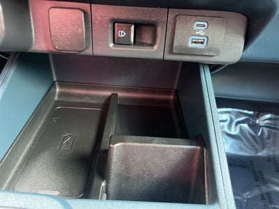 2024 Ford Maverick Lariat AWD | Moonroof | 4K Tow Pkg | Black Appearance Pkg