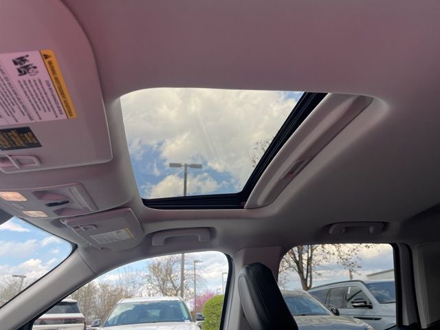 2024 Ford Maverick Lariat AWD | Moonroof | 4K Tow Pkg | Black Appearance Pkg