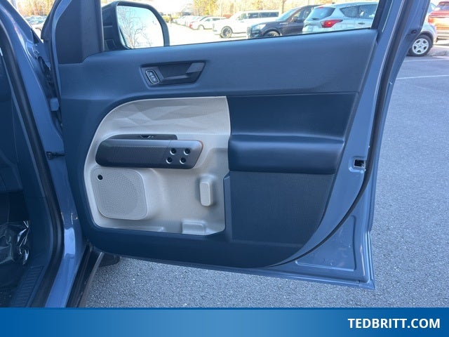 2025 Ford Maverick Lariat AWD | Nav | 4K Tow Pkg | Moonroof | Tonneau Cover