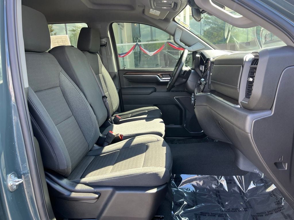 2026 Chevrolet Silverado 1500 LT Trail Boss 4WD | Group 2LT | Z71 Off-Road Pkg