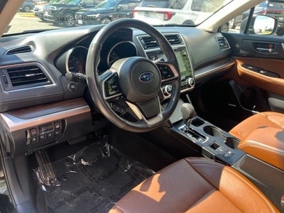 2018 Subaru Outback 2.5i Touring AWD | Moonroof | BLIS | Adaptive Cruise